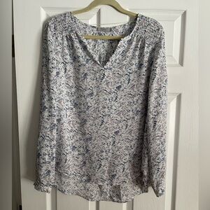 Dalia Blue and White purple  Floral Blouse size large